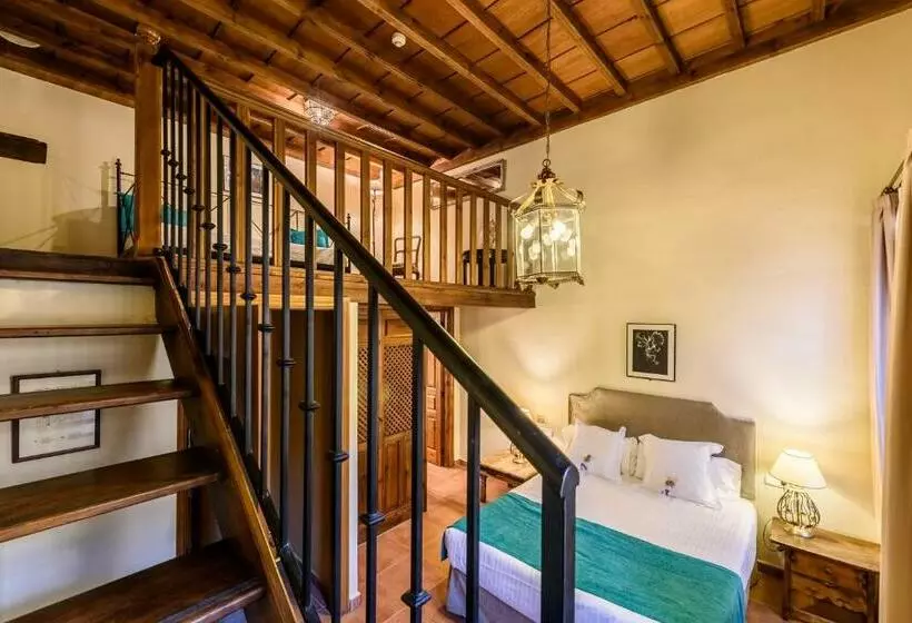 スタンダードトリプルルーム, Palacio De Santa Ines