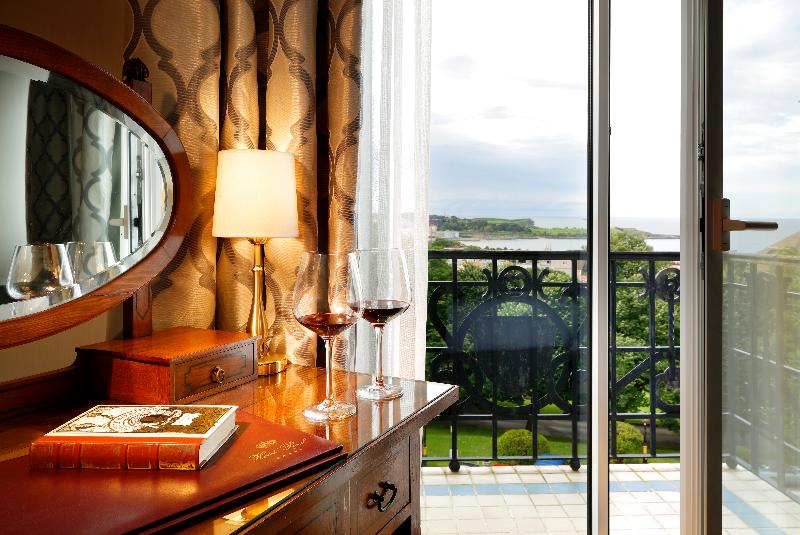 수피리어 룸 바다 전망, Eurostars Hotel Real