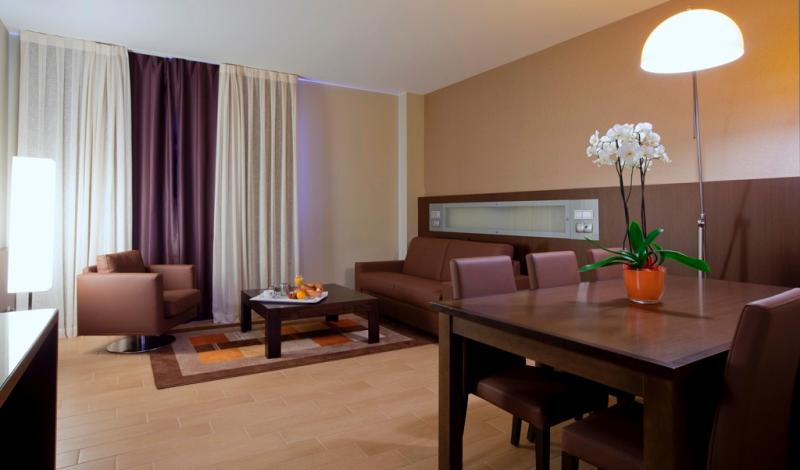 디럭스 룸, Eurostars Hotel Real