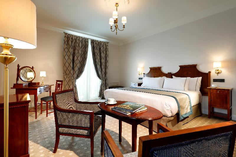 주니어 스위트, Eurostars Hotel Real