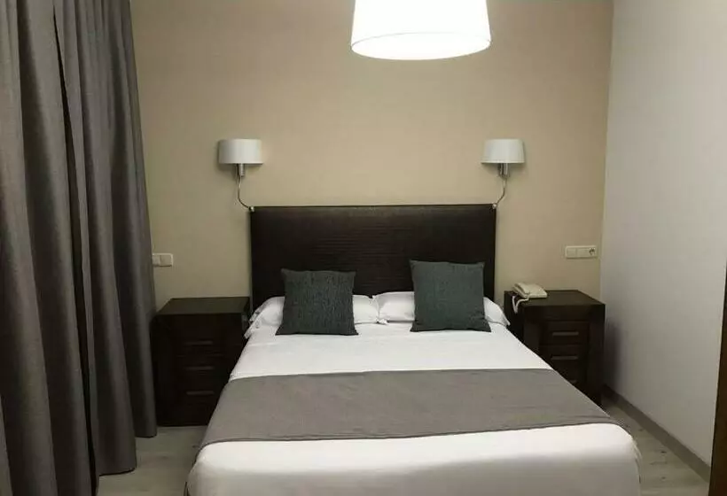 اتاق استاندارد, Restaurante Santa Cruz