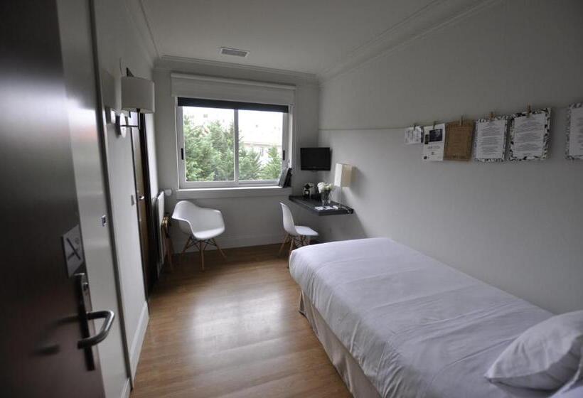 غرفة قياسية فردية, Rio Bidasoa