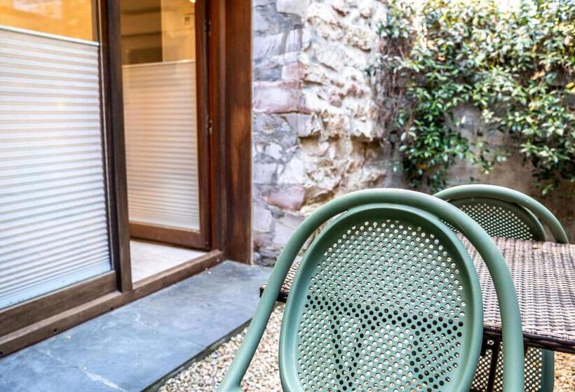 غرفة عائلية, Rio Bidasoa