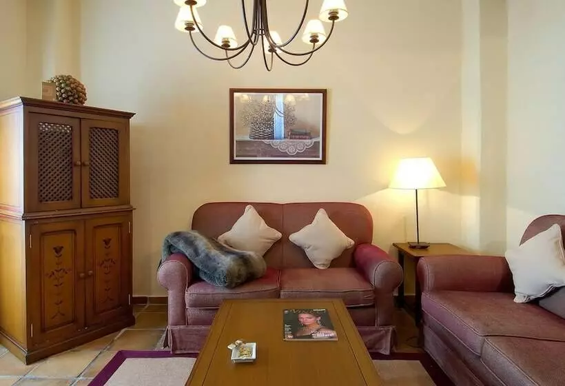 سوییت جونیور, Vincci Selección Rumaykiyya