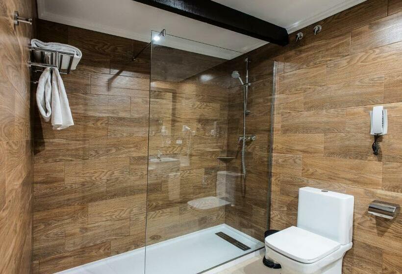 Habitación Superior Vista Montaña, Vincci Selección Rumaykiyya