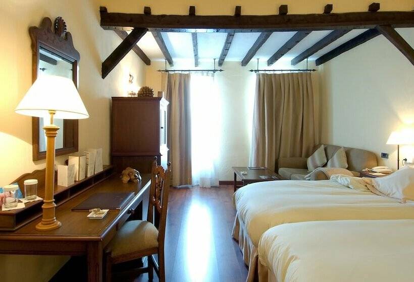 Habitación Superior Vista Montaña, Vincci Selección Rumaykiyya