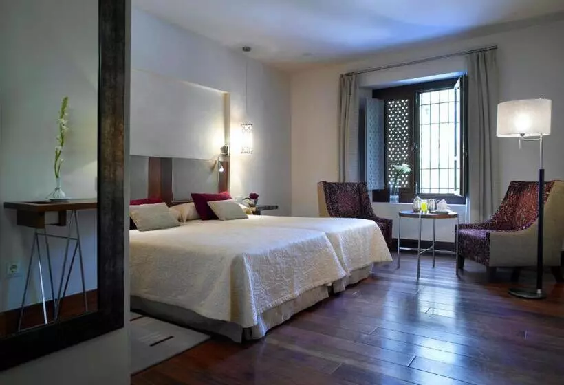 اتاق سوپریور, Parador De Granada