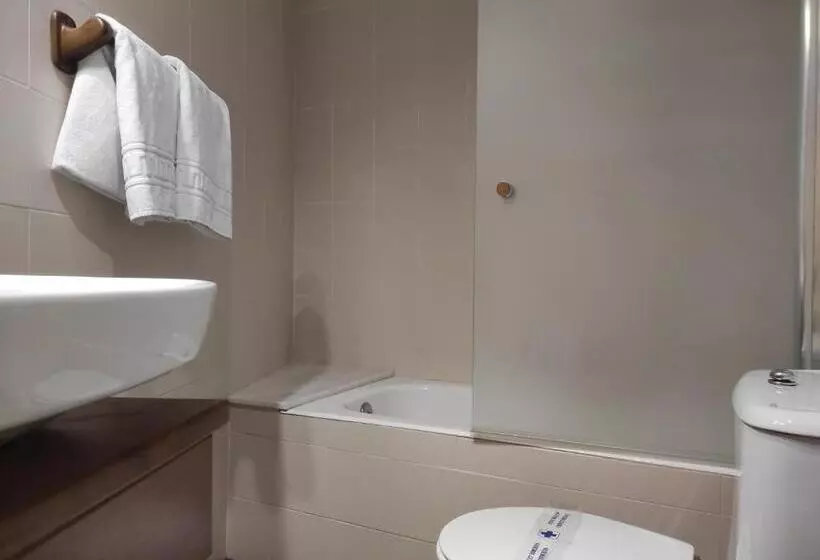 اتاق اکونومی یک تخته, Snö Hotel Bielsa