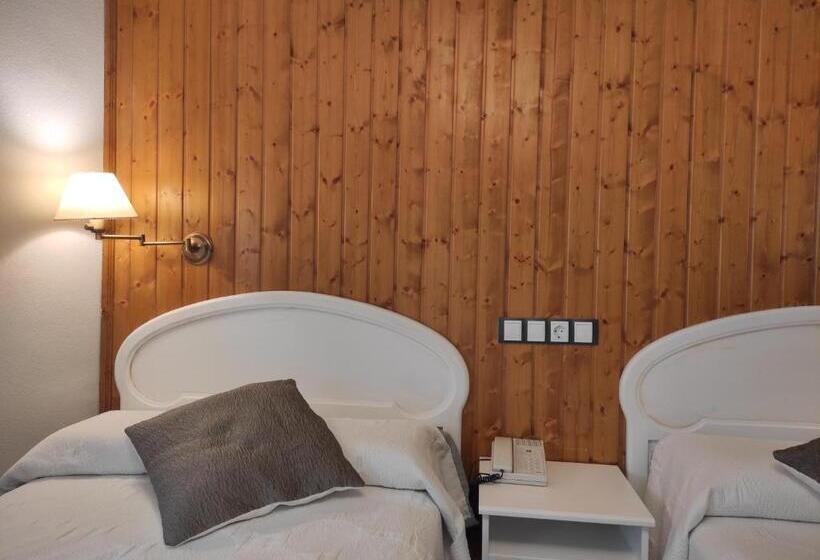 חדר אקונומי יחיד, Snö Hotel Bielsa