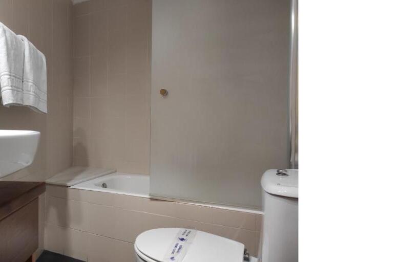 اتاق اکونومی, Snö Hotel Bielsa