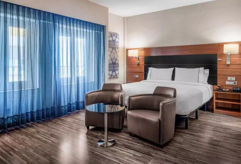 اتاق سوپریور با تخت بزرگ, Ac Hotel Carlton Madrid By Marriott