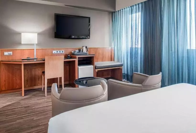 اتاق استاندارد با تخت بزرگ, Ac Hotel Carlton Madrid By Marriott