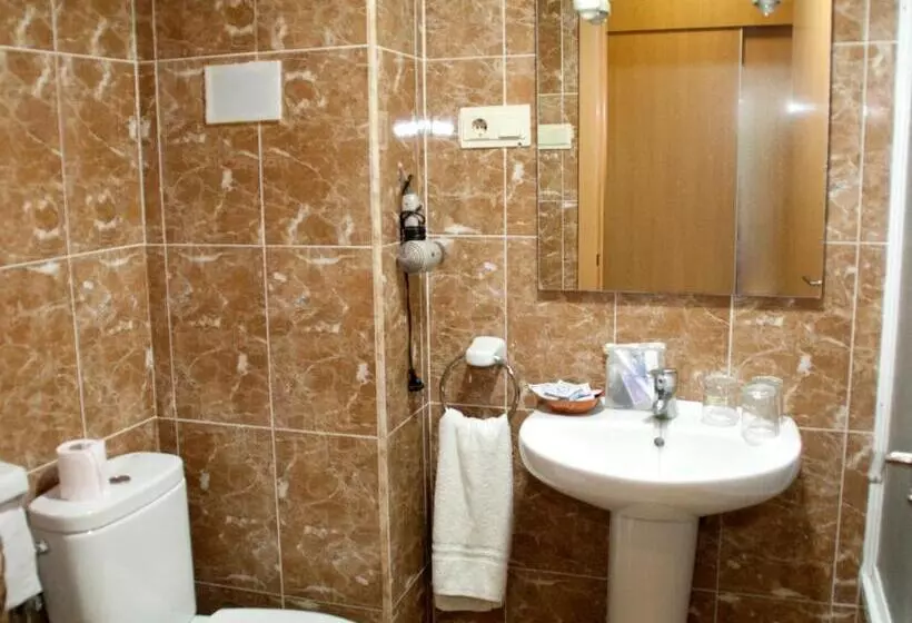Habitación Estándar Individual, Anfora