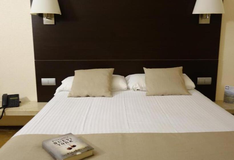 חדר סטנדרט, Baztan