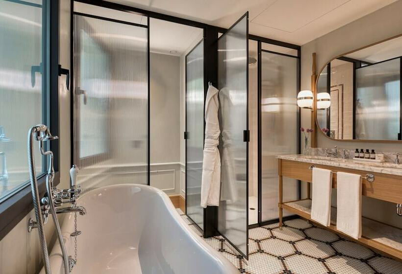 اتاق لوکس خانوادگی, Bless Hotel Madrid