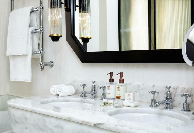 اتاق پرمیوم, Bless Hotel Madrid