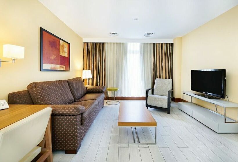 חדר סופריור, Bull Astoria