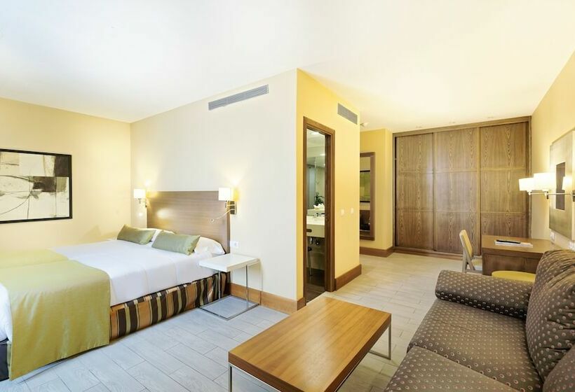 חדר סופריור, Bull Astoria