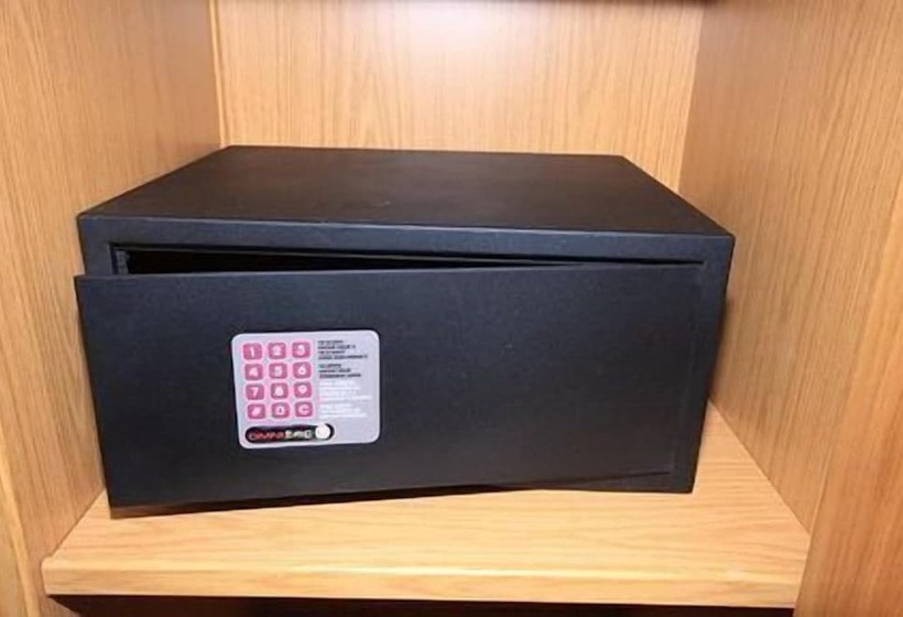 غرفة قياسية, Campomar