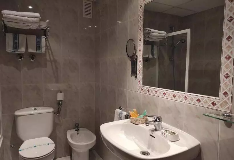 3 Bett Standardzimmer Balkon, Casa Morlans 3000