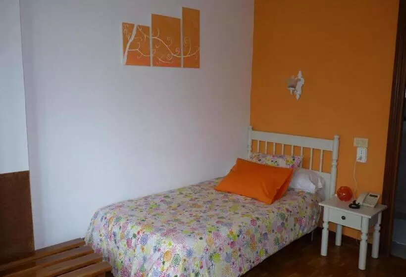 Habitación Estándar Individual, España