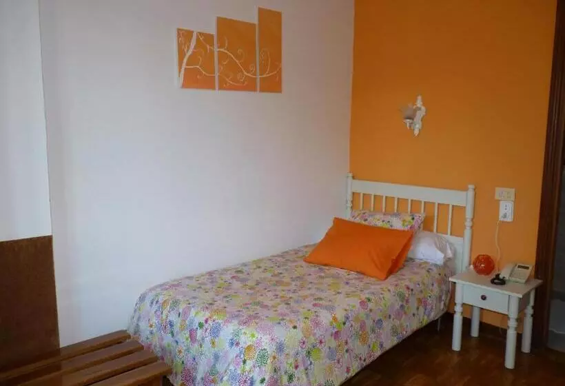 Habitación Estándar Individual, España