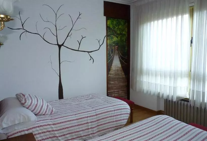 Habitación Estándar, España