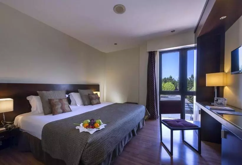 Junior Suite, Exe Auriense