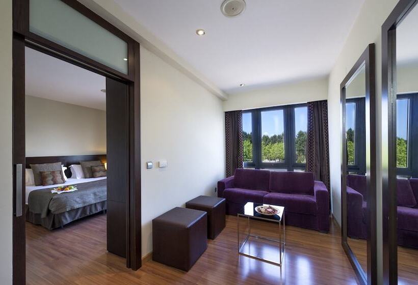 패밀리 룸, Exe Auriense