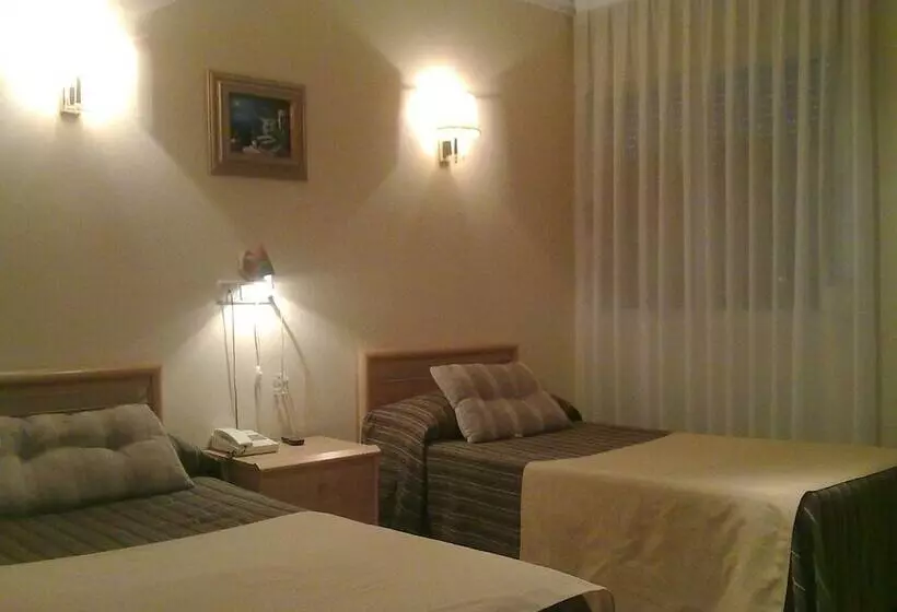 Quarto Estandar, Felix