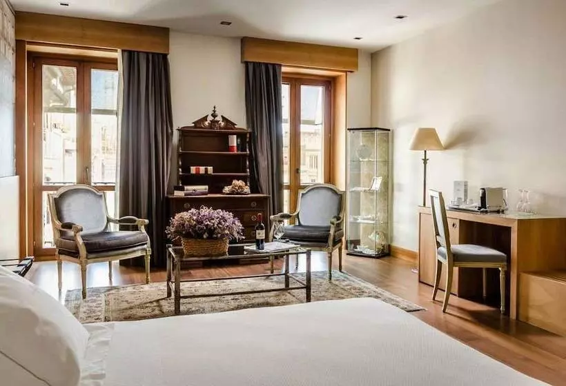 اتاق سوپریور, Gran Hotel La Perla
