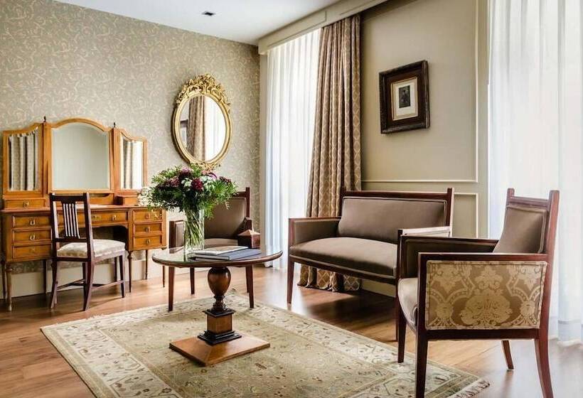 스위트, Gran Hotel La Perla