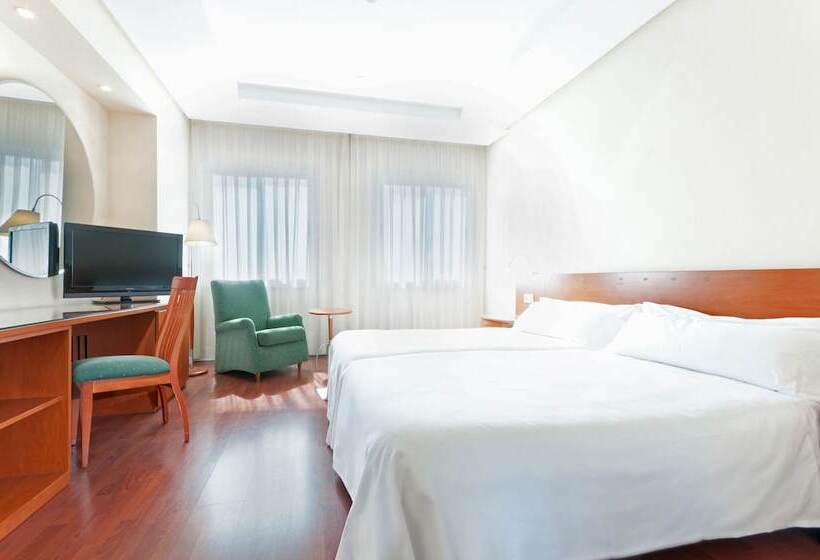 اتاق استاندارد, Madrid Chamartín Affiliated By Meliá