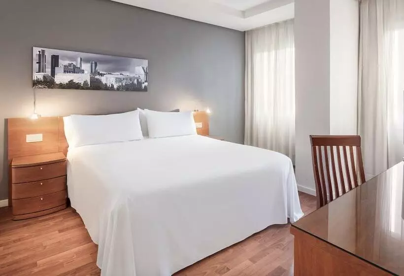 اتاق خانوادگی, Madrid Chamartín Affiliated By Meliá