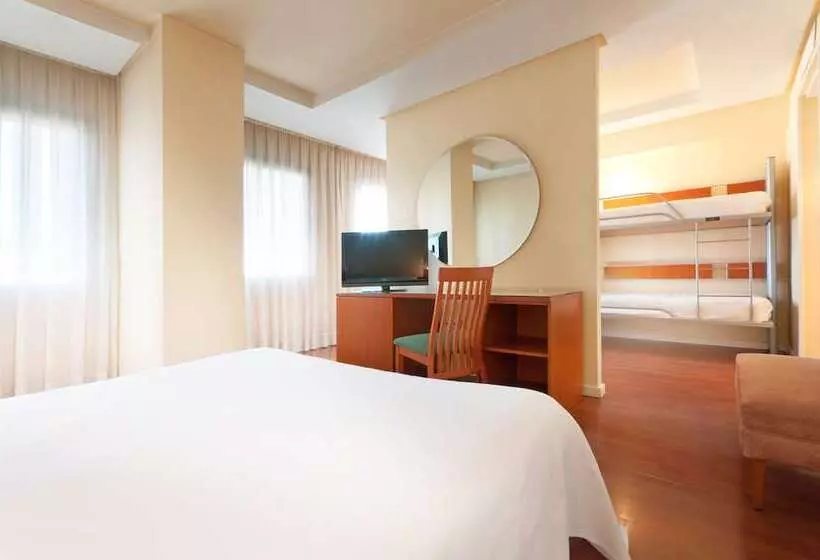اتاق خانوادگی, Madrid Chamartín Affiliated By Meliá
