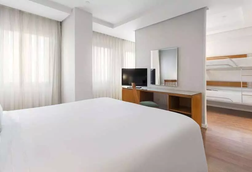 اتاق خانوادگی, Madrid Chamartín Affiliated By Meliá