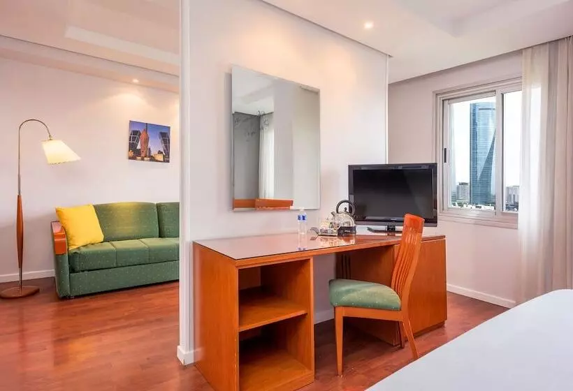 اتاق پرمیوم, Madrid Chamartín Affiliated By Meliá