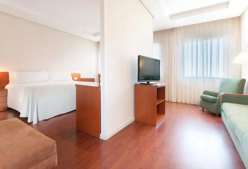 اتاق پرمیوم, Madrid Chamartín Affiliated By Meliá