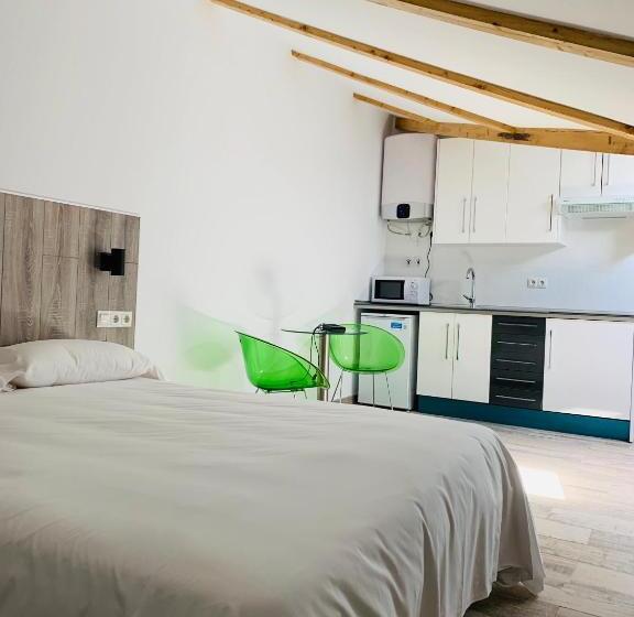 استودیوی استاندارد, Madrid Rio