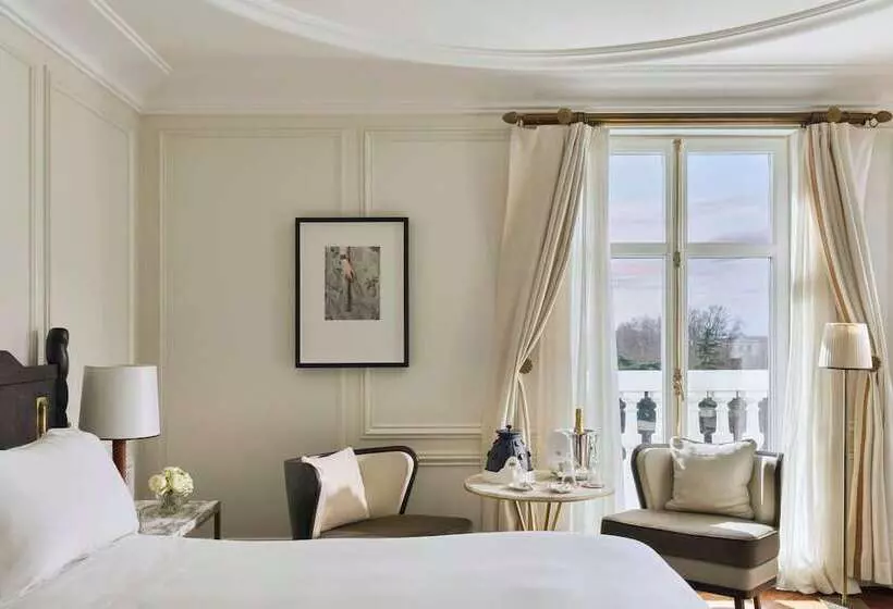 اتاق لوکس با چشم‌انداز باغ, Mandarin Oriental Ritz, Madrid
