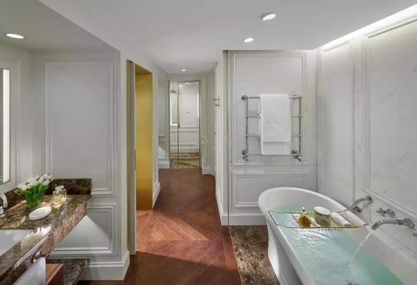 اتاق استاندارد با تخت بزرگ, Mandarin Oriental Ritz, Madrid