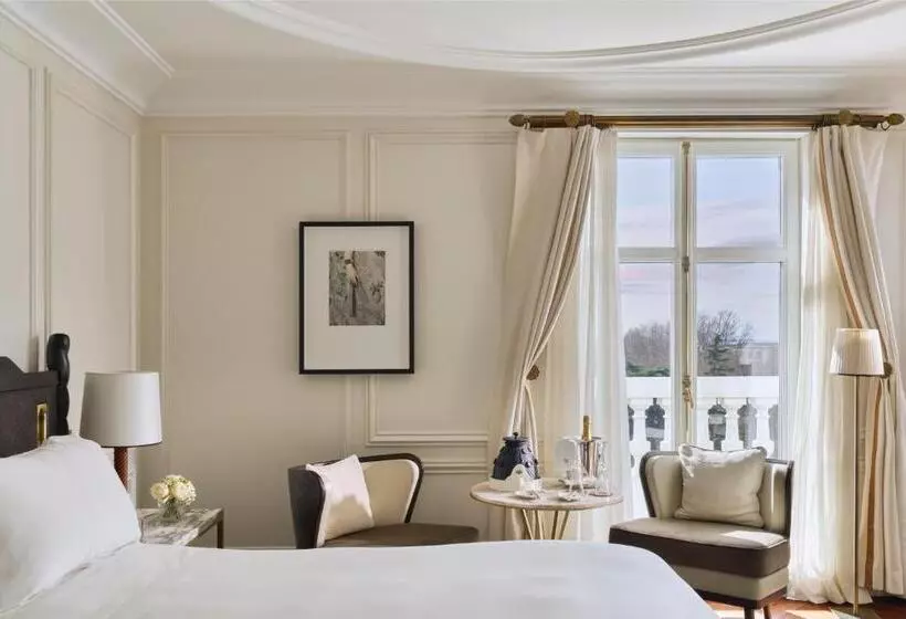اتاق لوکس با تخت بزرگ, Mandarin Oriental Ritz, Madrid