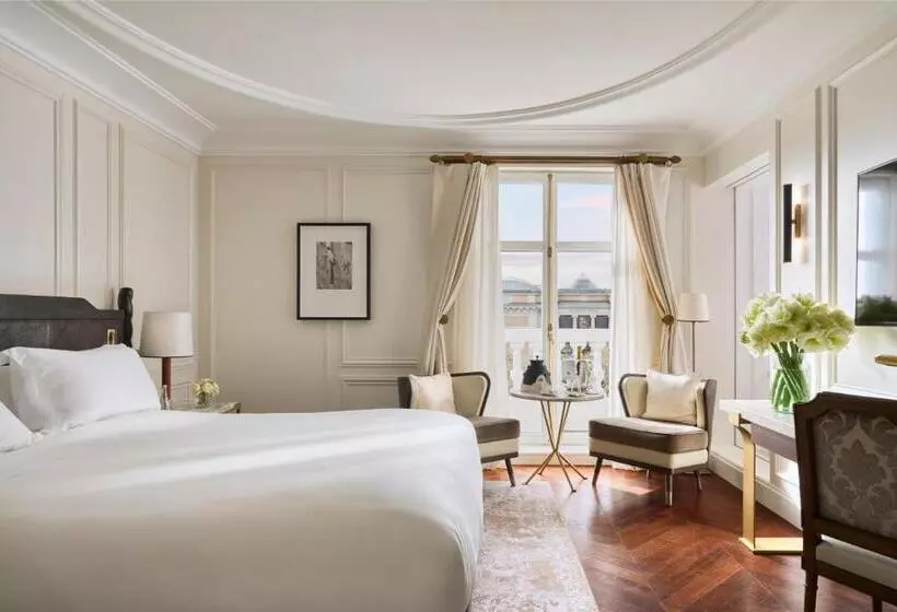اتاق دلوکس با تخت کینگ و چشم‌انداز, Mandarin Oriental Ritz, Madrid