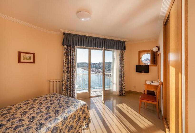 חדר דלוקס עם מרפסת נוף לים, Minso