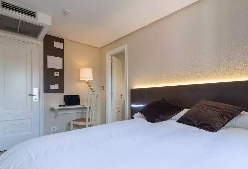 Chambre Standard, Mogay