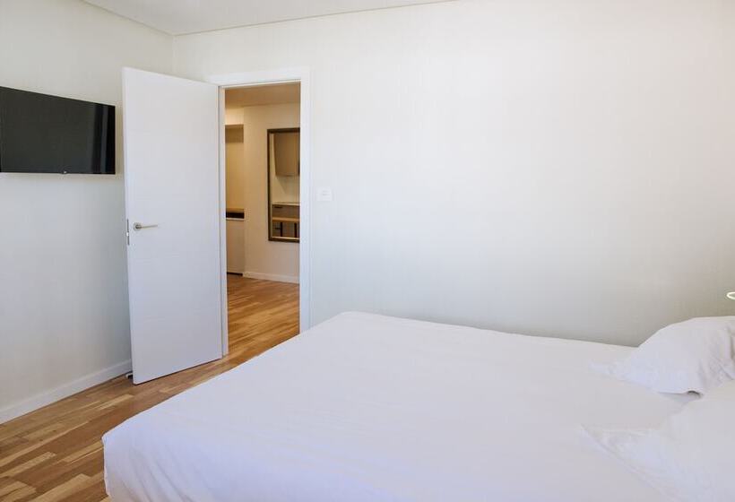 침실 1개 아파트, Mogay