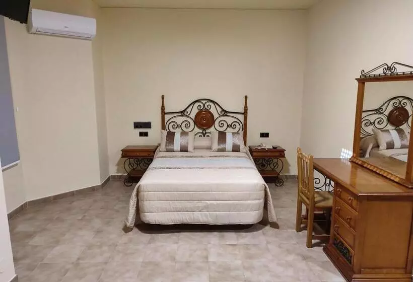 Chambre Standard Individuelle, Novo