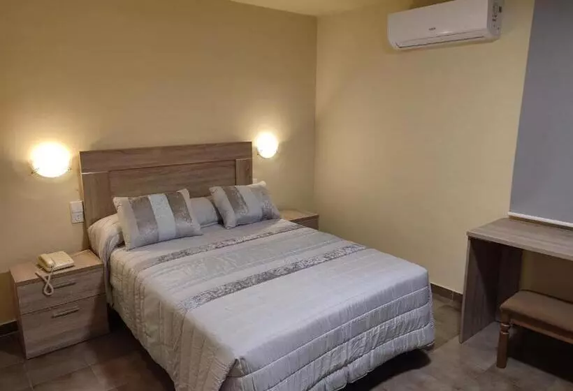 Chambre Standard Individuelle, Novo