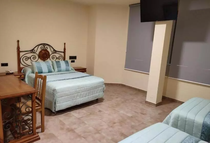 Chambre Quadruple Standard, Novo