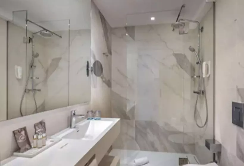 اتاق سوپریور با تخت بزرگ, Occidental Vigo